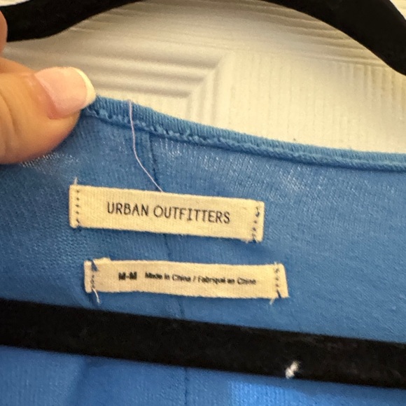 Urban Outfitters long sleeve - Picture 2 of 2